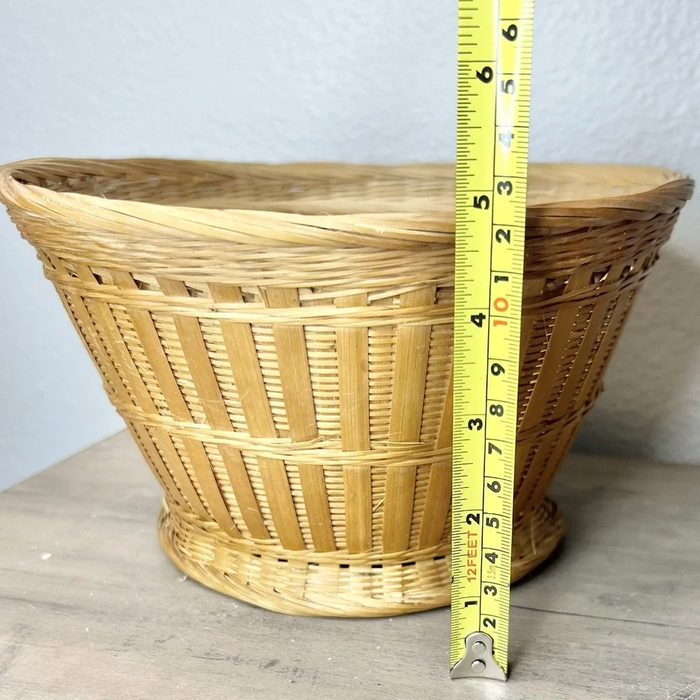 Vintage Handwoven Wicker Basket 5